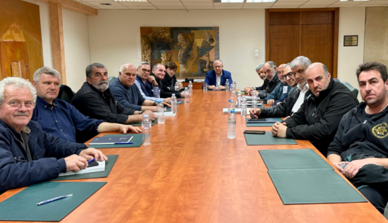 Τάκης Θεοδωρικάκος: “Με νομοθετική πρωτοβουλία ενισχύουμε την λειτουργία των λαϊκών αγορών προς όφελος των καταναλωτών”